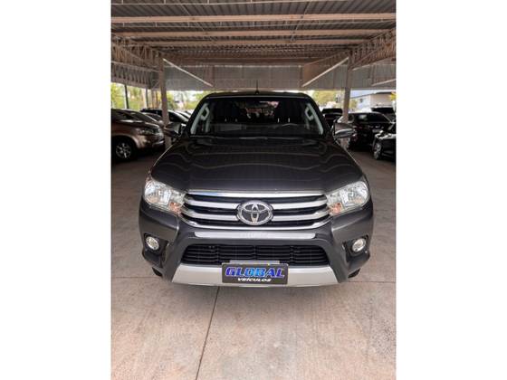 TOYOTA HILUX 2.8 SRV 4X4 CD 16V DIESEL 4P AUTOMÁTICO